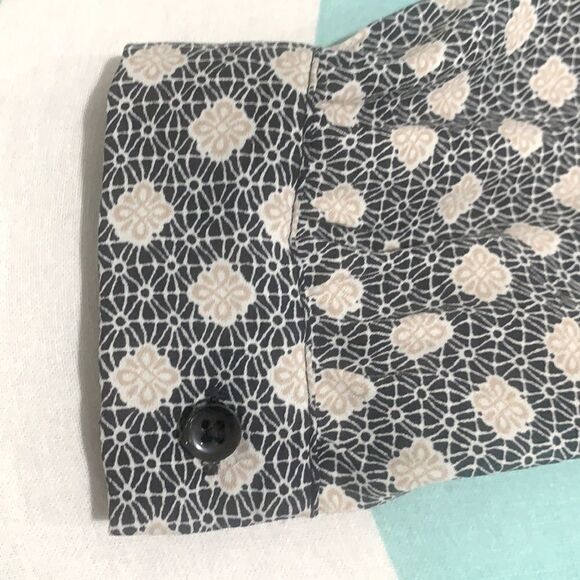 LOFT Gray Geometric Blouse, S - Picture 7 of 7